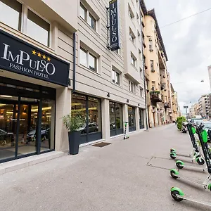 Impulso Fashion فندق بودابست