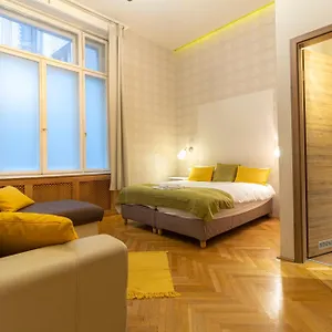 the-budapest.inbudapesthotels.com/