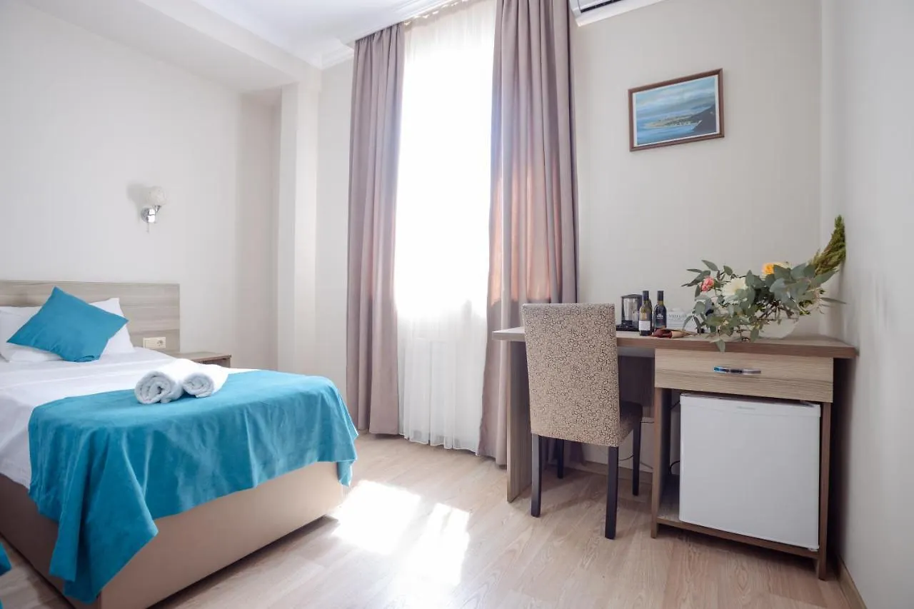 Daisi Sunset Hotel Batumi 3*,  Georgia
